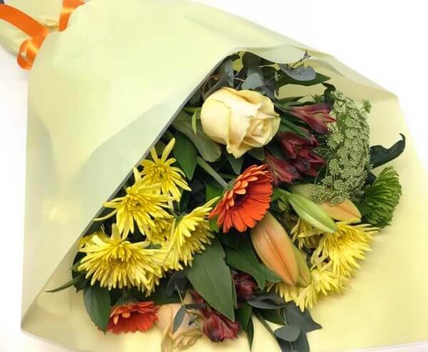 florists choice traditional bouquet