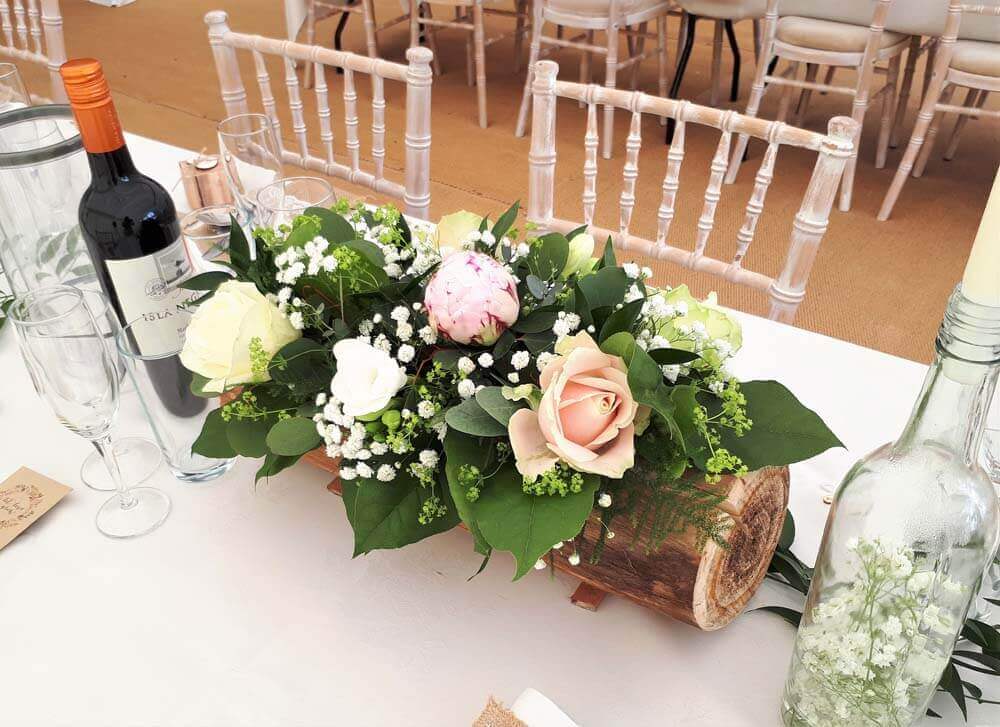 wedding table arrangement