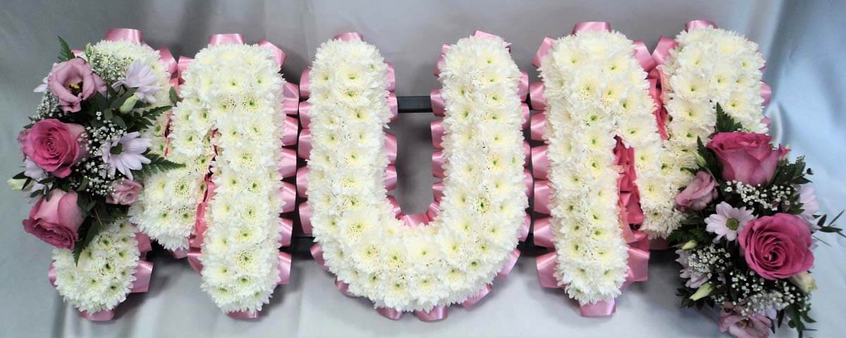 mum funeral flowers tewkesbury