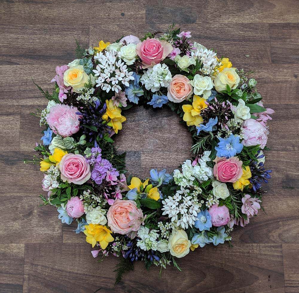 large mixed wreath
